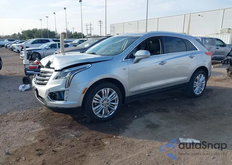 2018 Cadillac Xt5 Premium Luxury z USA, uszkodzony, nr VIN 1GYKNERS1JZ213977